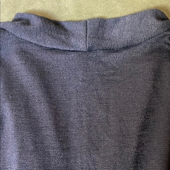 NEW 41 Hawthorn Black Sleeveless Wrap Style Blouse - Picture 7 of 10